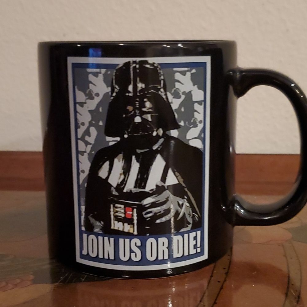Star Wars Darth Vader Join Us Or Die 2010 Cup 18 oz.